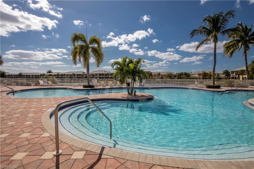 14490 Dolce Vista RD 202-2