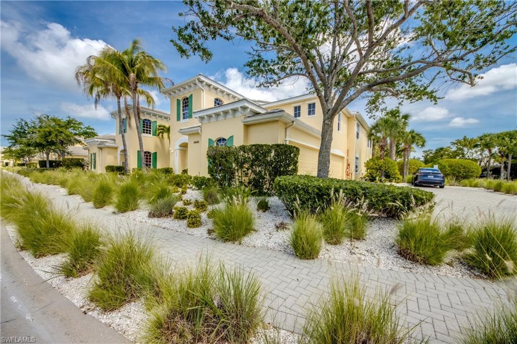 14490 Dolce Vista RD 202-6