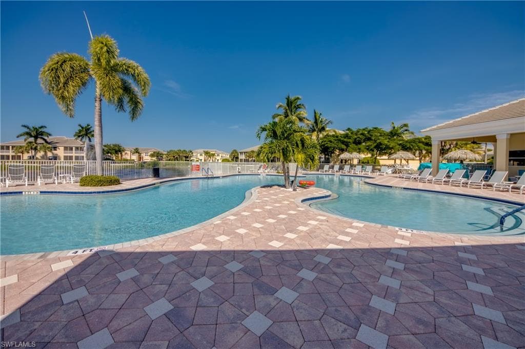 14490 Dolce Vista RD 202-50