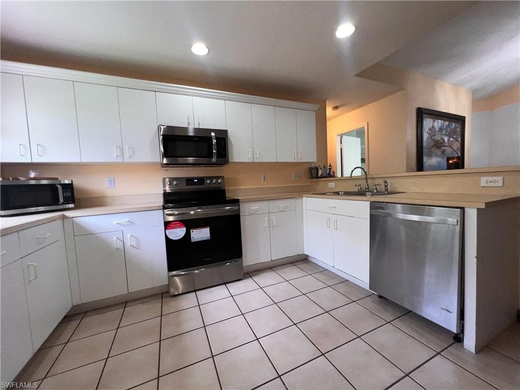 8149 Pennsylvania BLVD-2