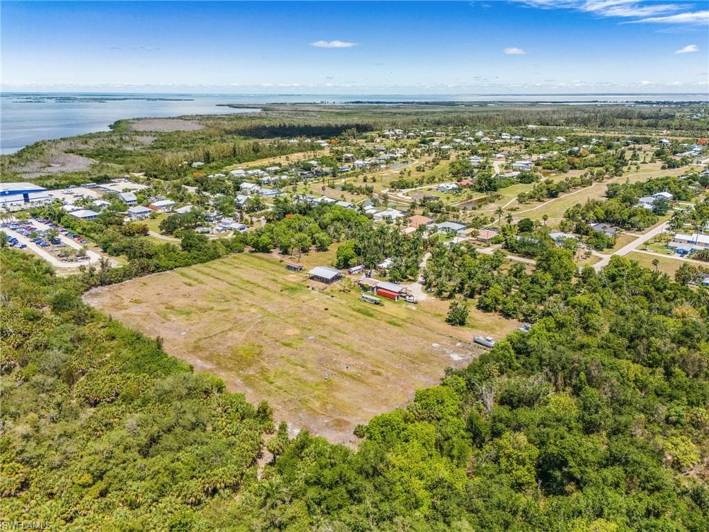 7535 Caloosa DR-6