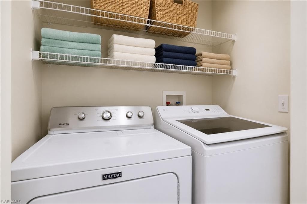 509 Robin Hood CIR 202-23