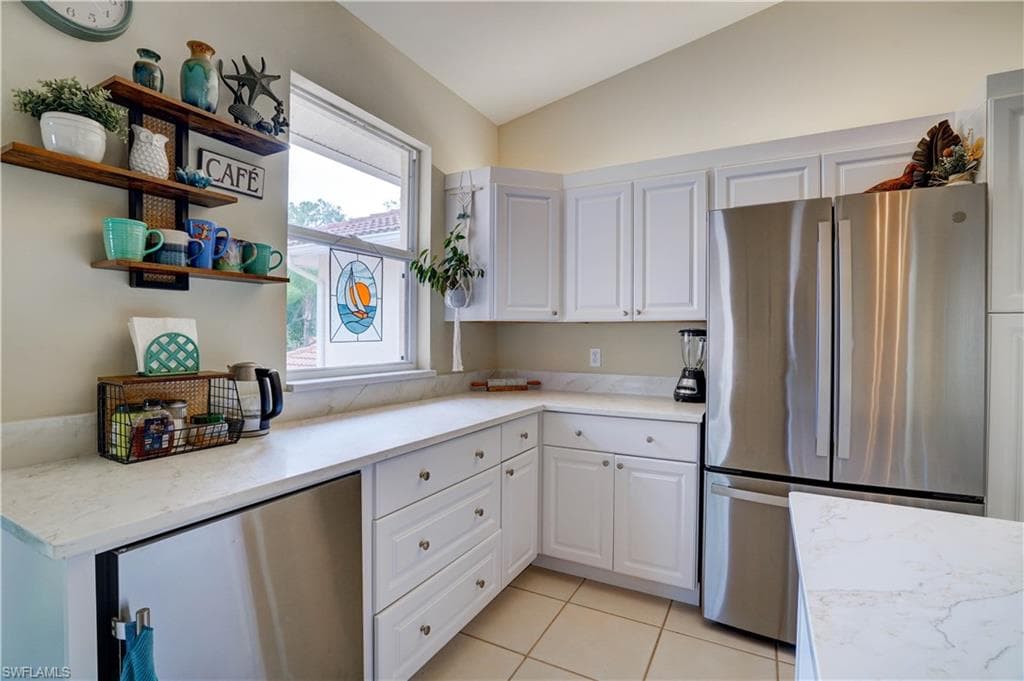509 Robin Hood CIR 202-13