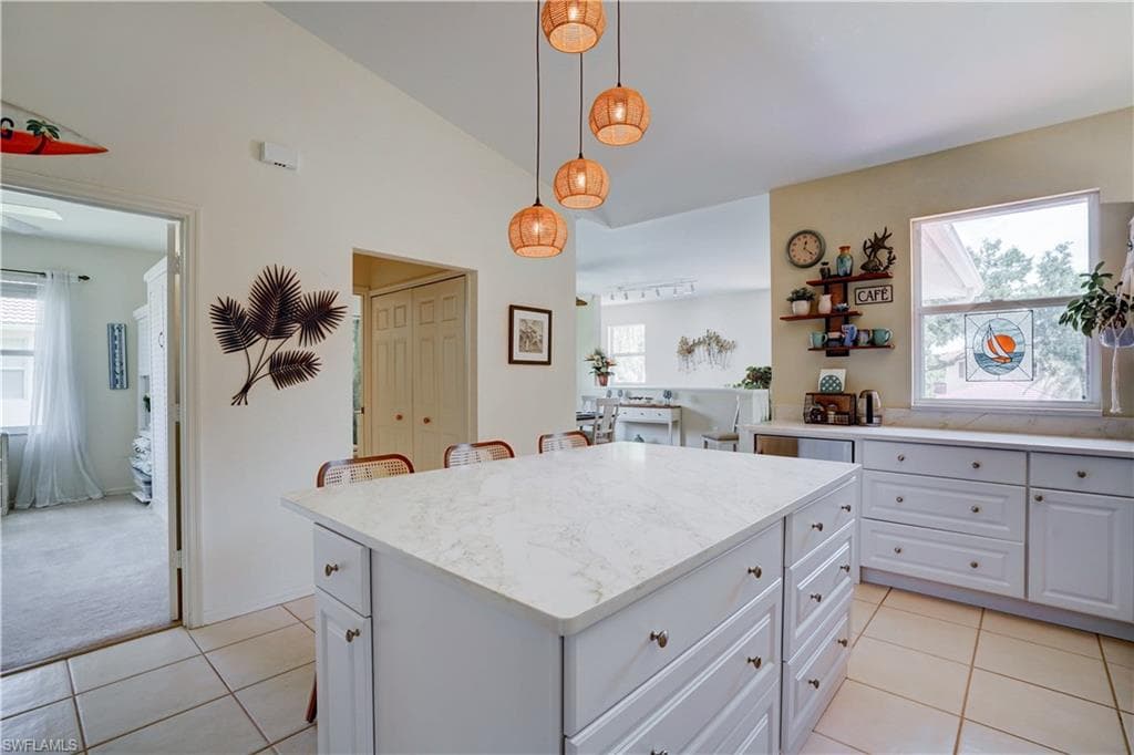 509 Robin Hood CIR 202-15