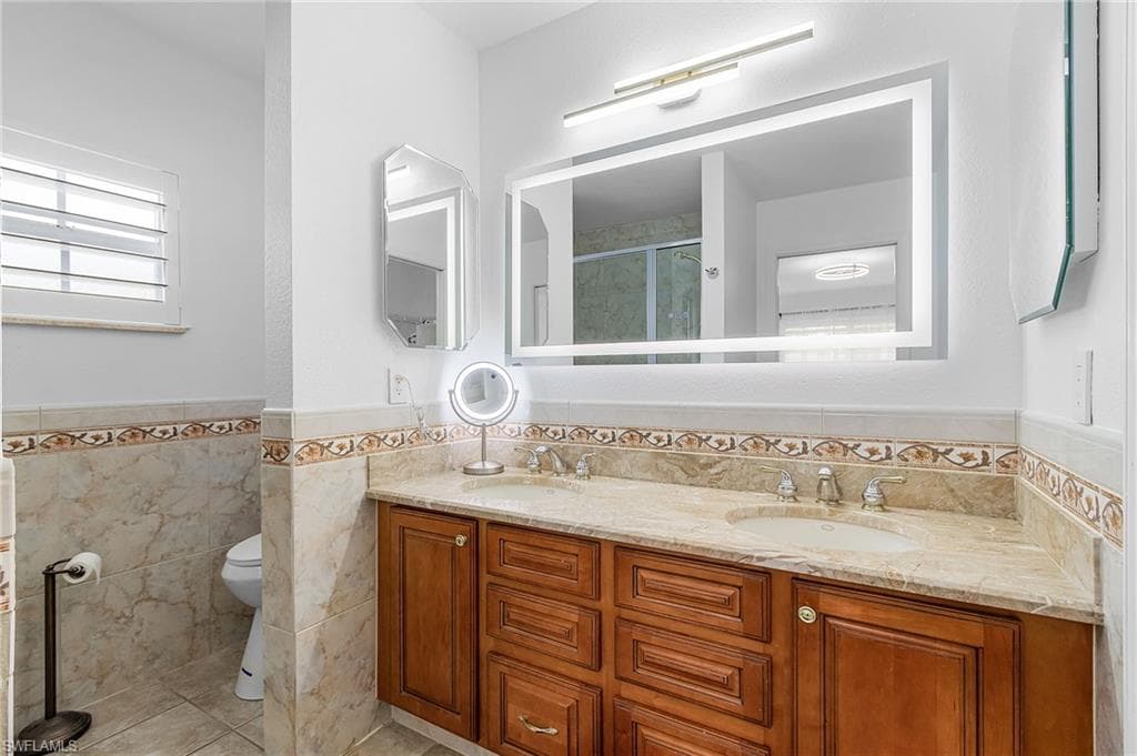 760 Wiggins Lake DR 206-28