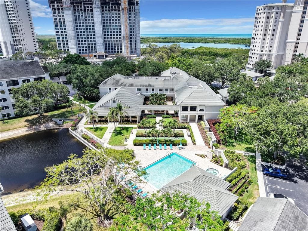 201 Arbor Lake DR 2-201-24