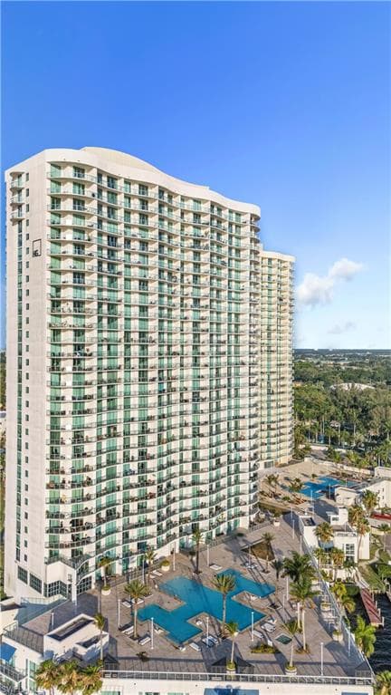 3000 Oasis Grand BLVD 2905-39