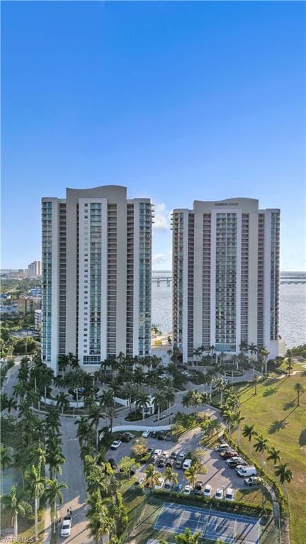 3000 Oasis Grand BLVD 2905-29
