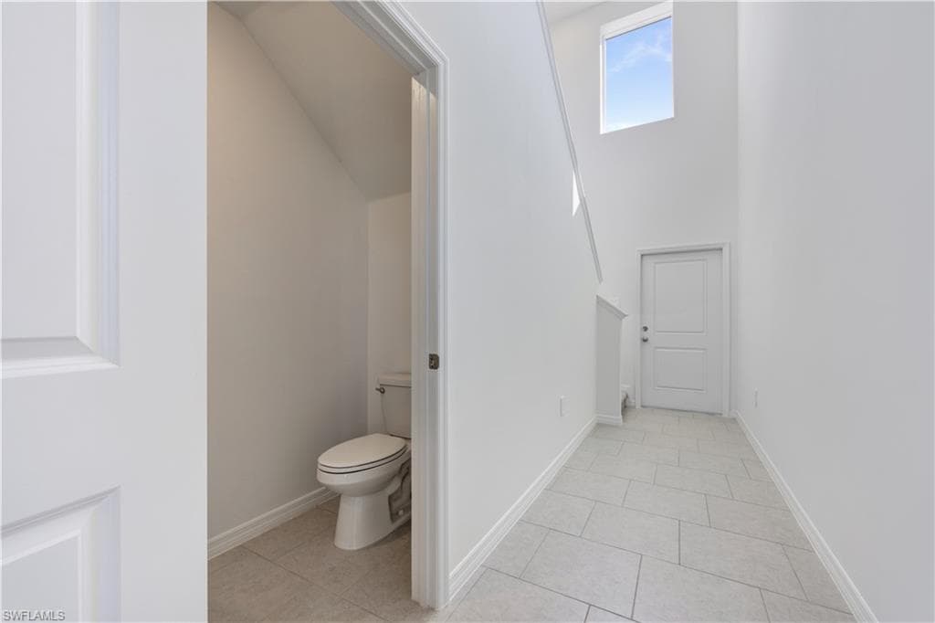 4050 San Felice LN-13