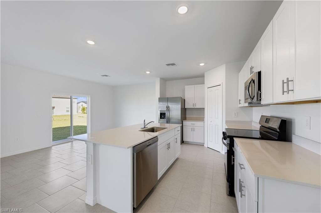 4050 San Felice LN-11