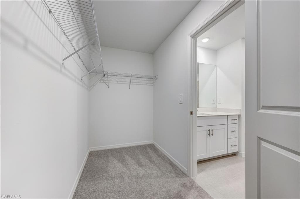 4050 San Felice LN-21