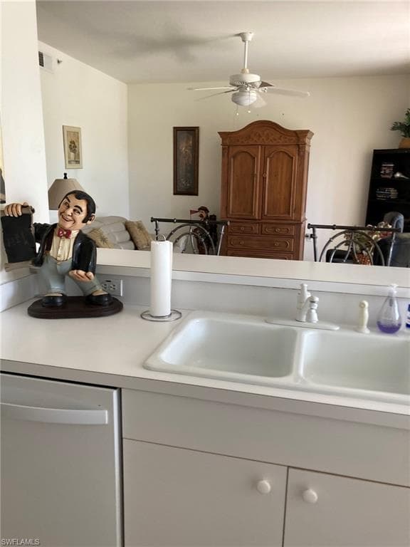 2855 Cypress Trace CIR 102-21