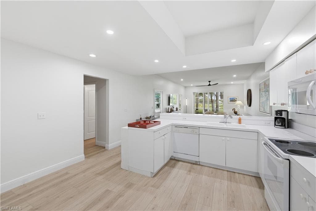 26751 Clarkston DR 102-12