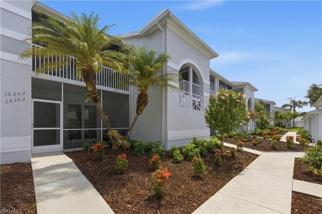 26751 Clarkston DR 102-7