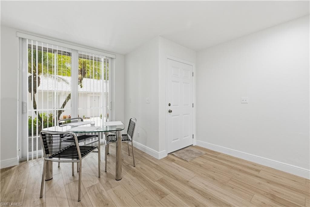 26751 Clarkston DR 102-9