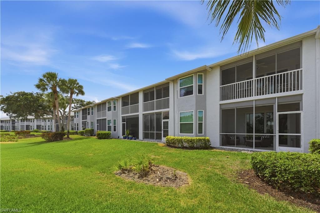 26751 Clarkston DR 102-30