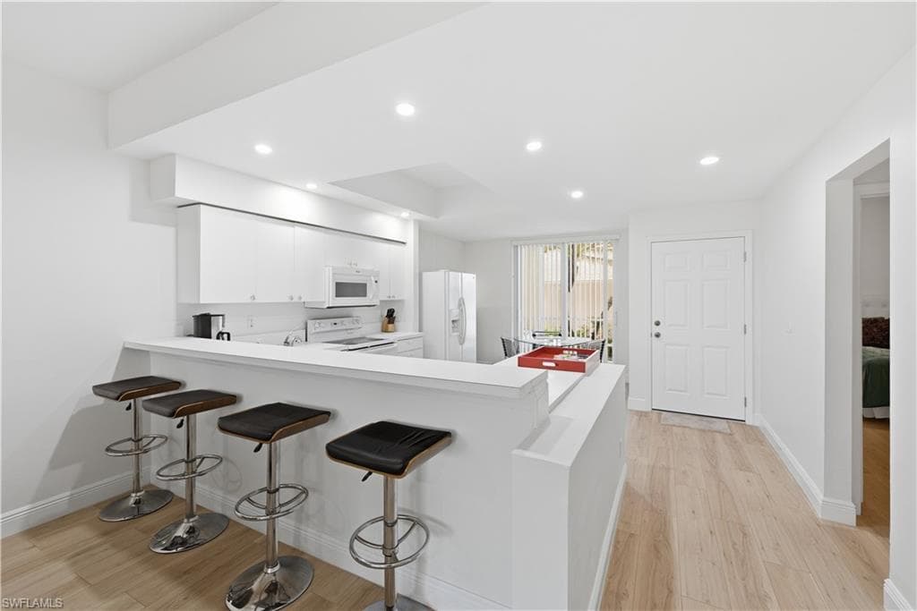 26751 Clarkston DR 102-10