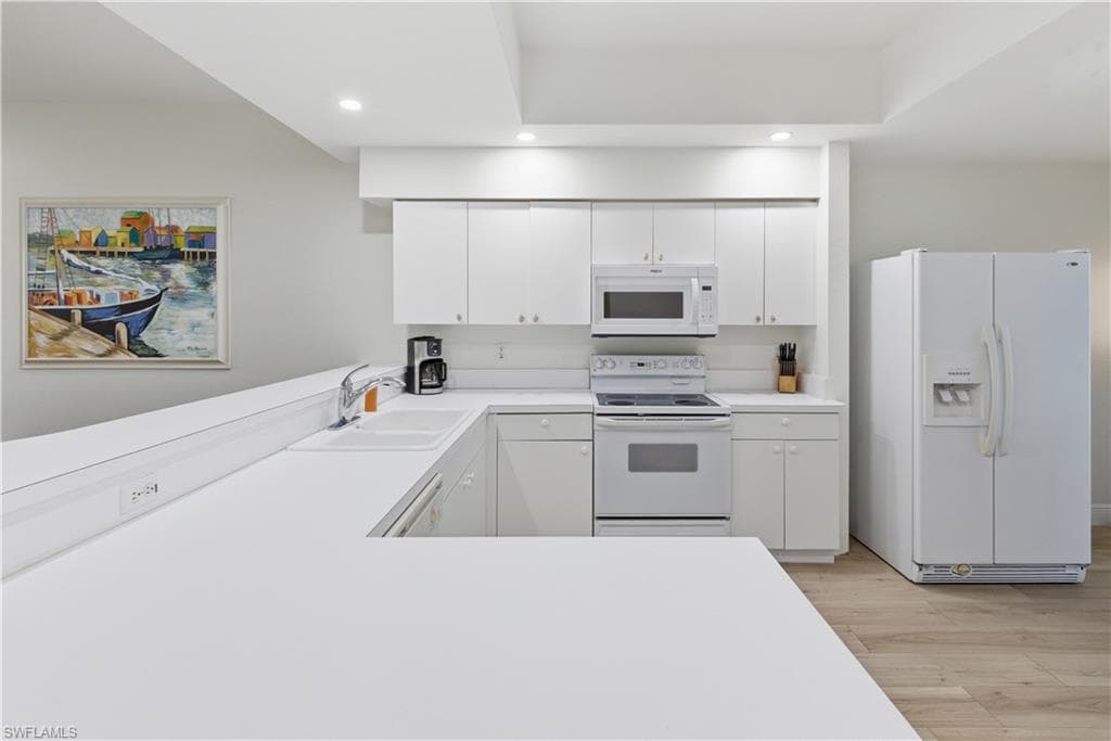 26751 Clarkston DR 102-11