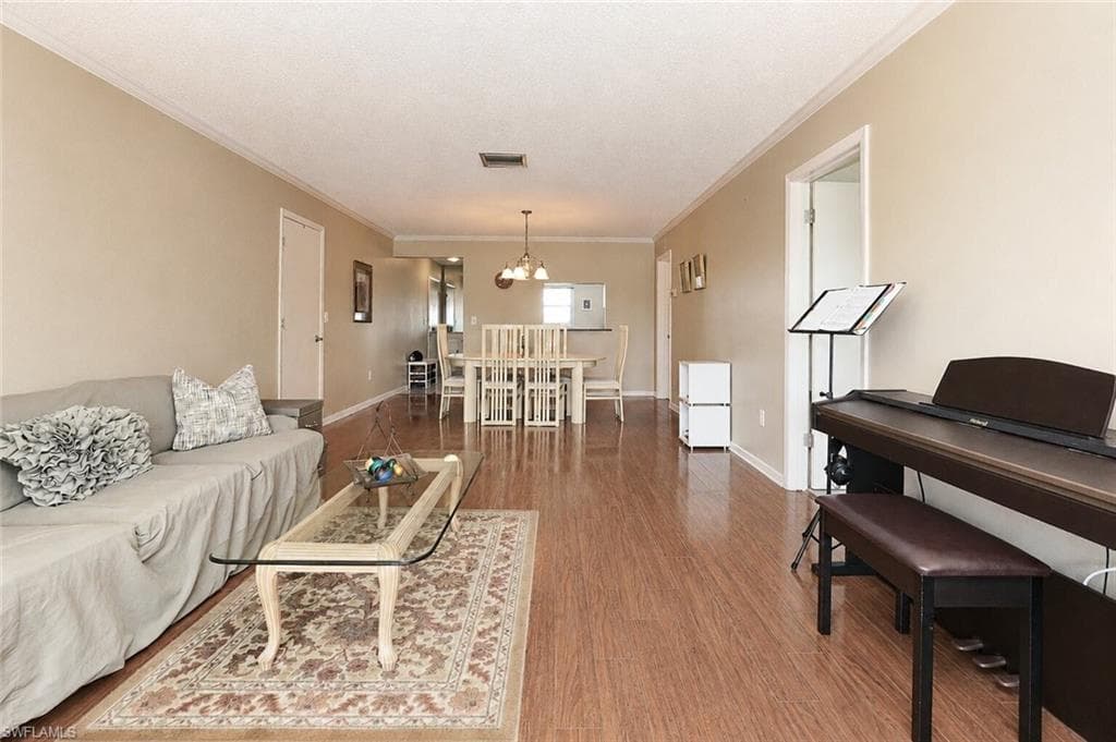 1462 Myerlee Country Club BLVD 2G-16
