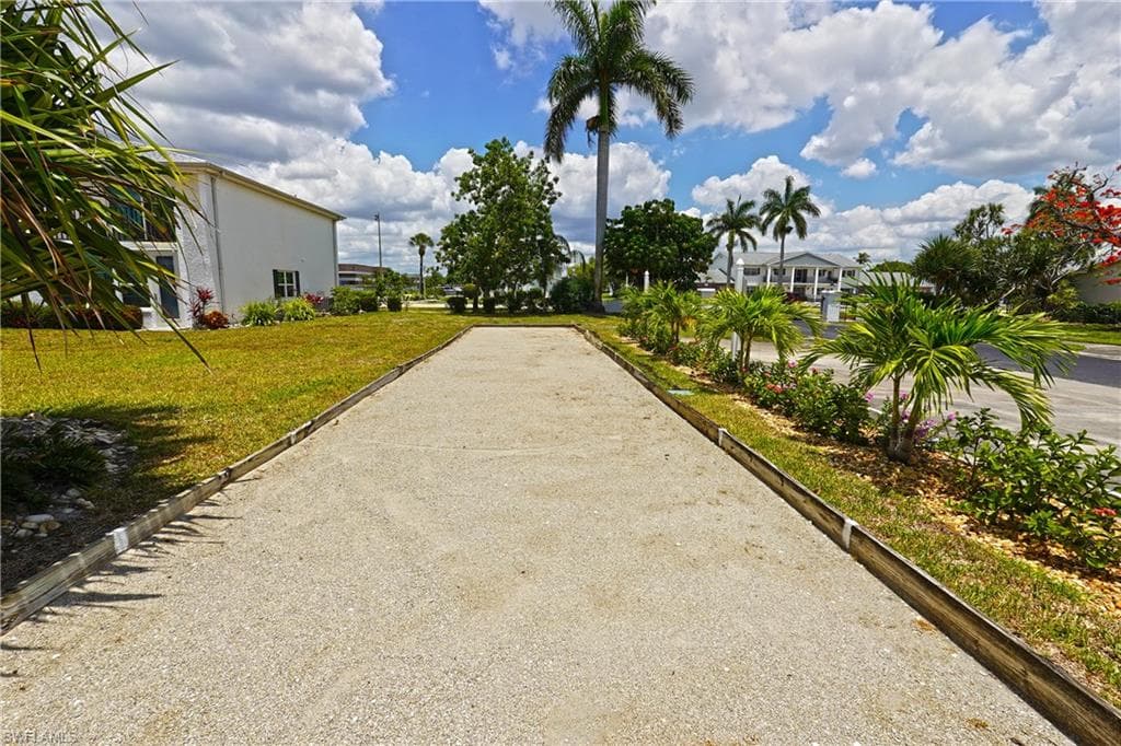 1462 Myerlee Country Club BLVD 2G-24