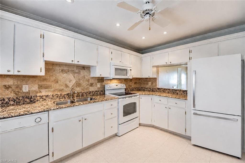 1462 Myerlee Country Club BLVD 2G-8