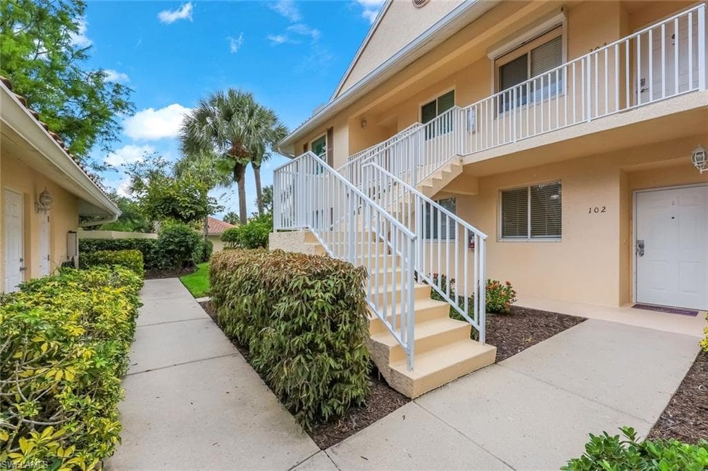 432 Valerie WAY 102-2