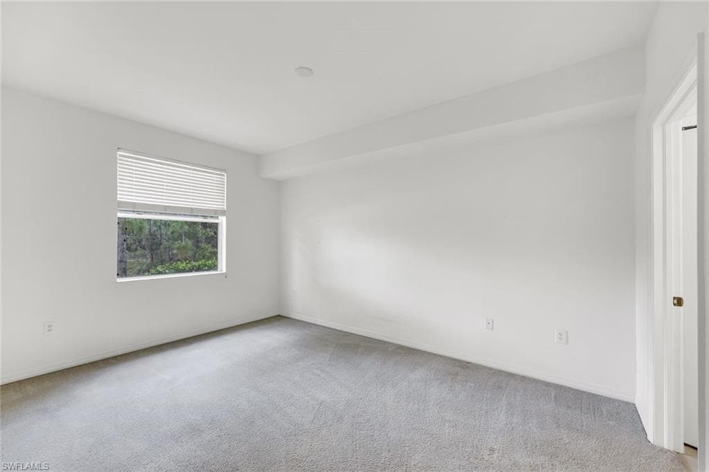 432 Valerie WAY 102-13