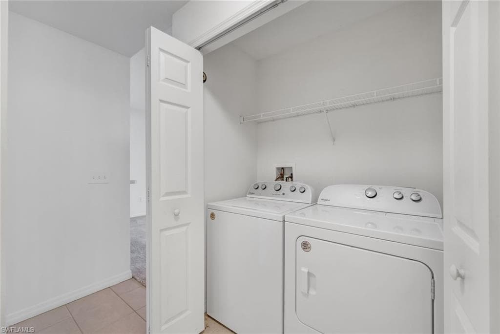 432 Valerie WAY 102-17