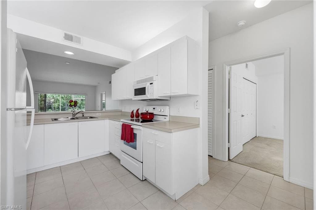 432 Valerie WAY 102-7
