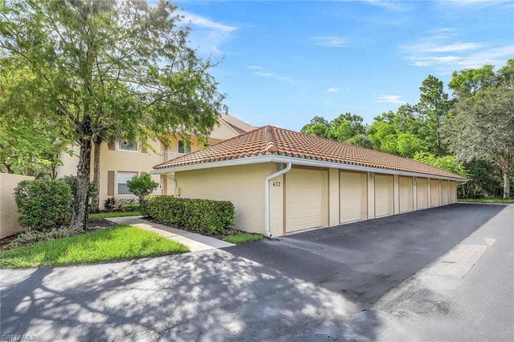 432 Valerie WAY 102-3