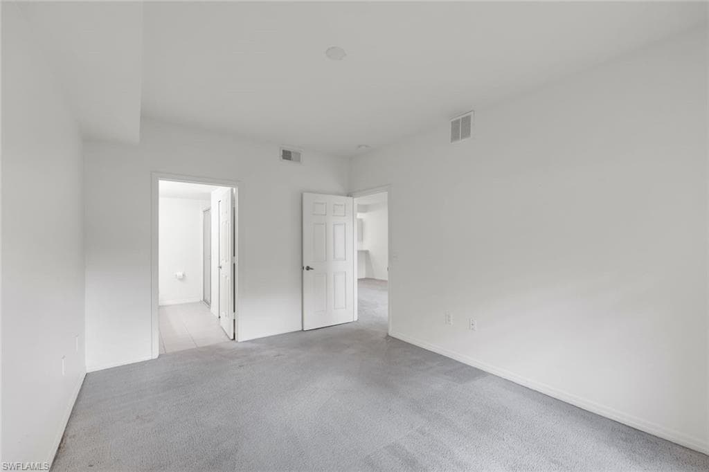 432 Valerie WAY 102-10
