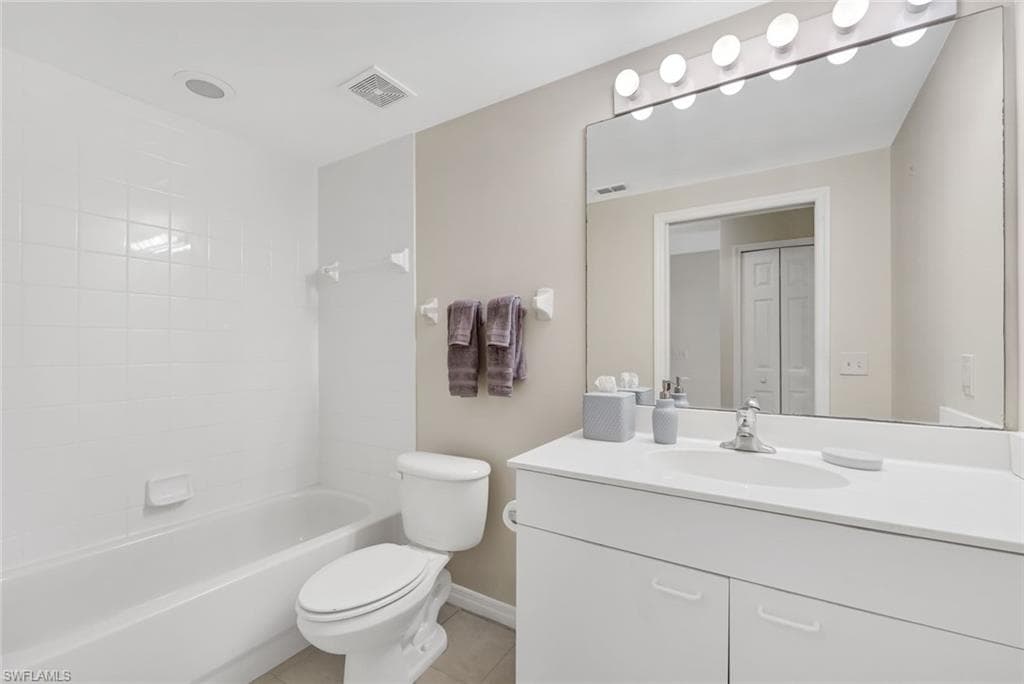 432 Valerie WAY 102-15