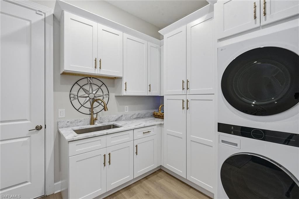 15848 Triesta LN-18