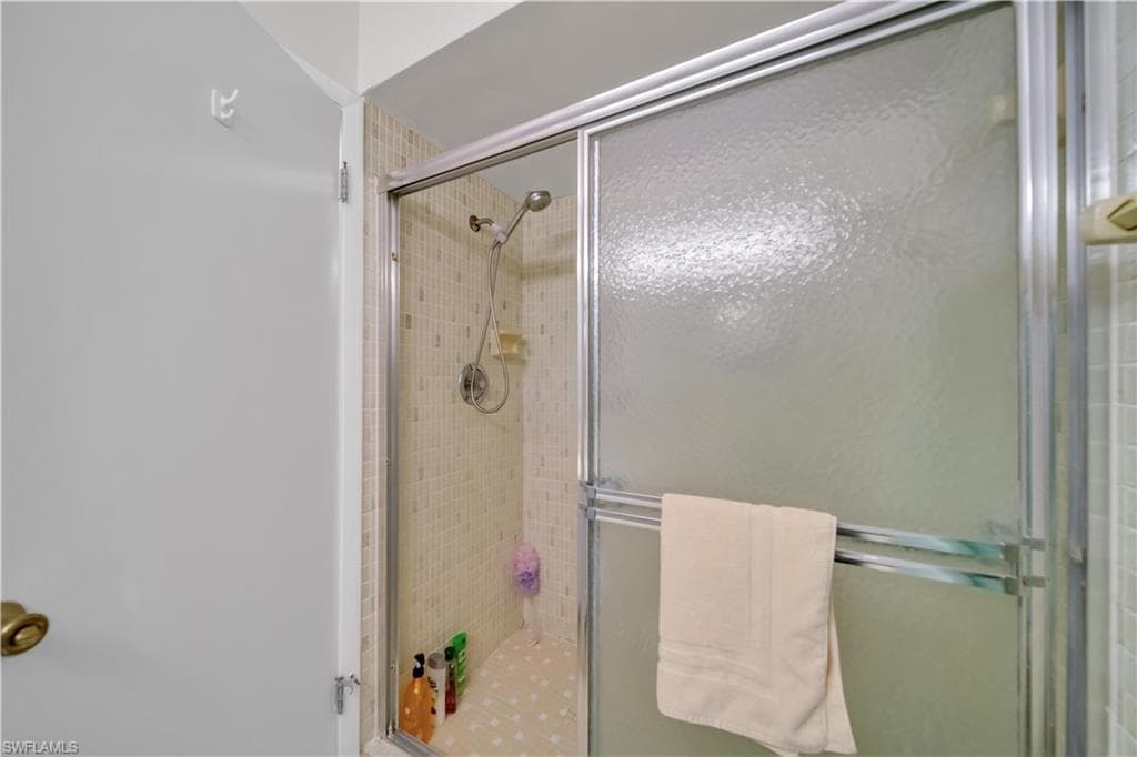 8741 Lueck LN 5-16