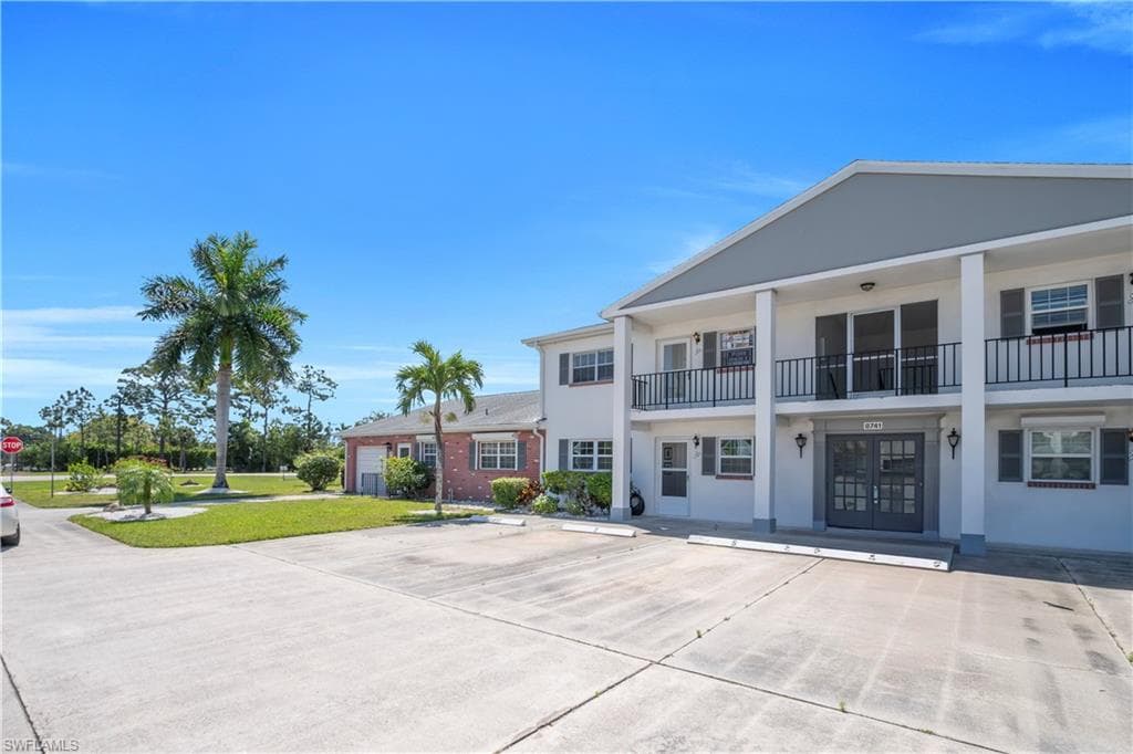 8741 Lueck LN 5-32
