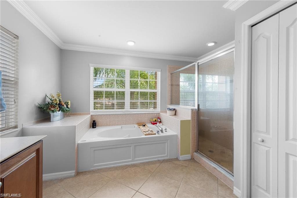 8364 Laurel Lakes BLVD-28