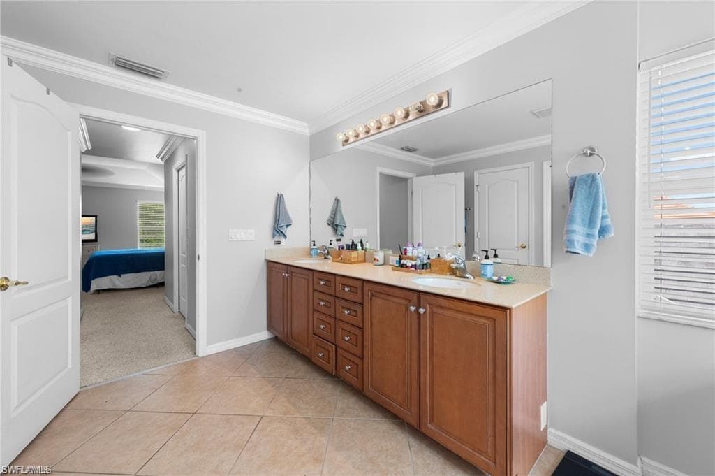 8364 Laurel Lakes BLVD-29