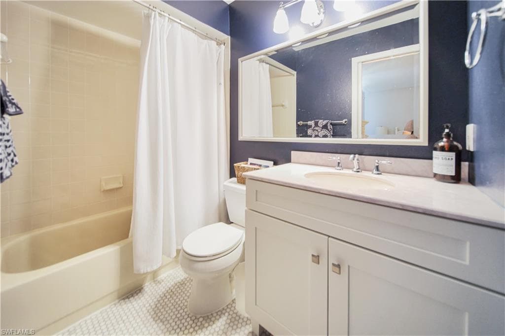 2058 Arbour Walk CIR 322-9