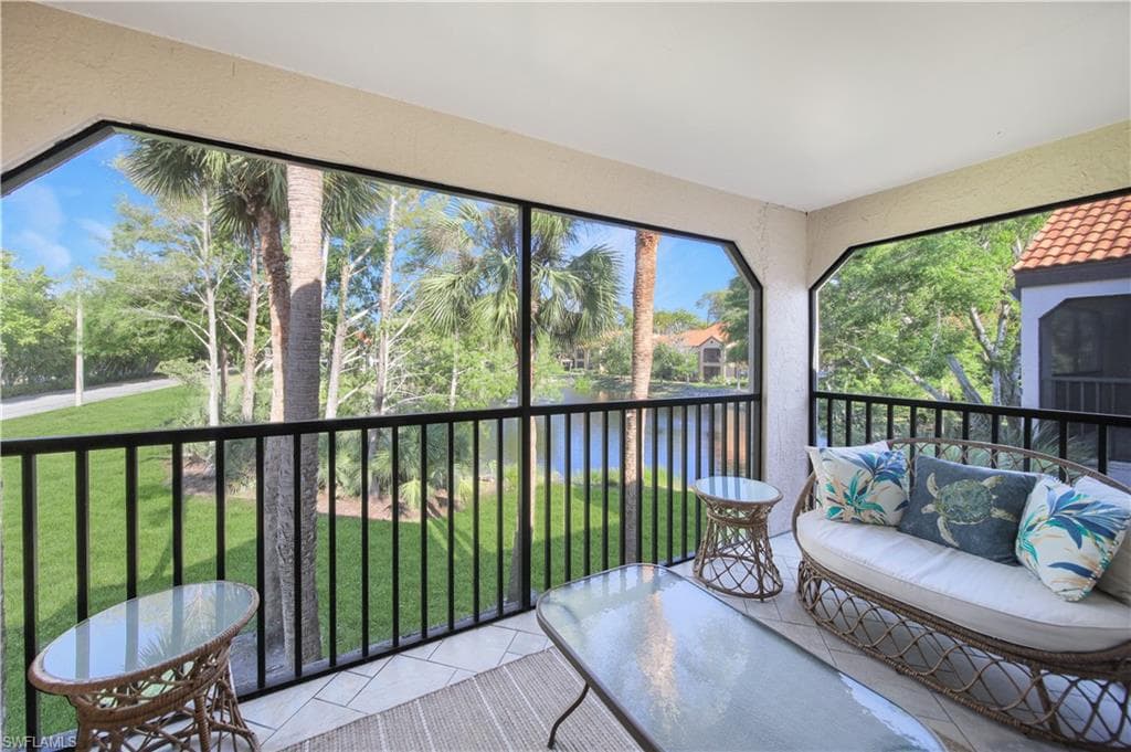2058 Arbour Walk CIR 322-4