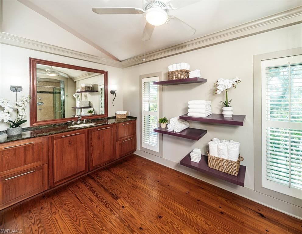 374 14th AVE S-16
