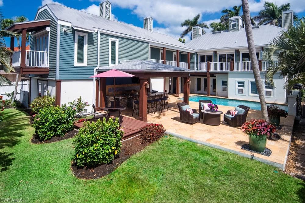 374 14th AVE S-1