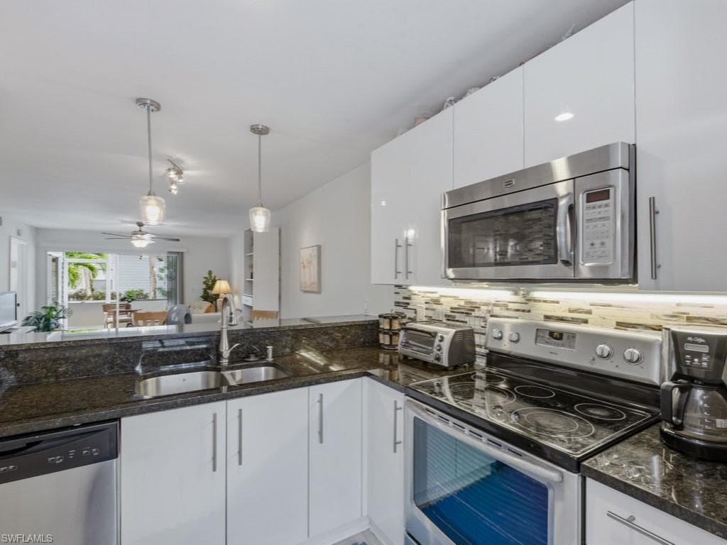 1901 Courtyard WAY C105-9