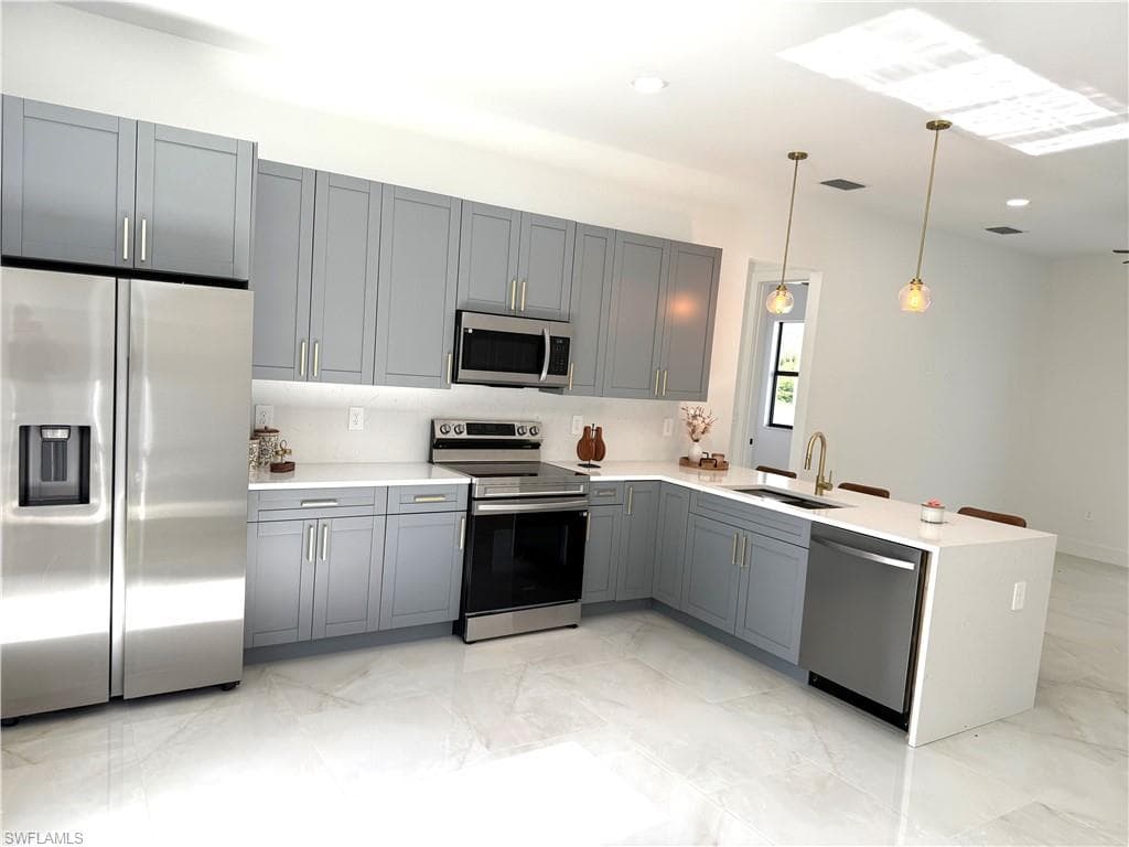 347 Rancho AVE-6