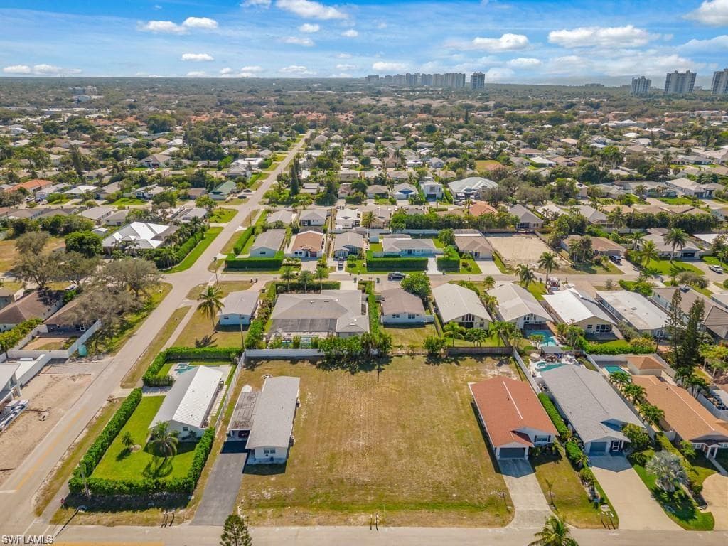686 97th AVE N-17
