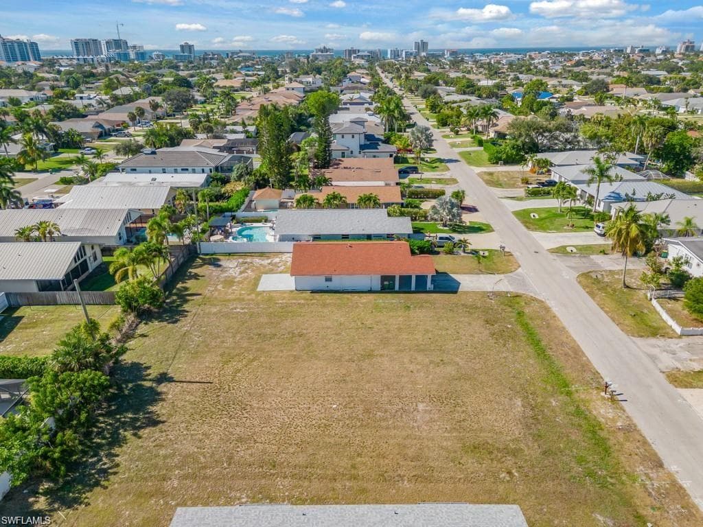 686 97th AVE N-1