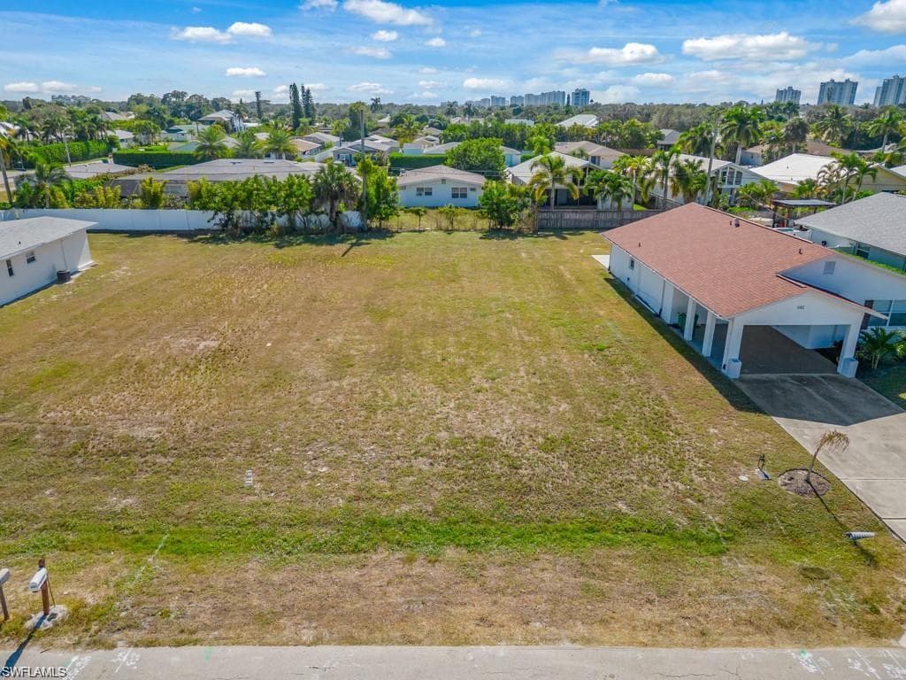 686 97th AVE N-10