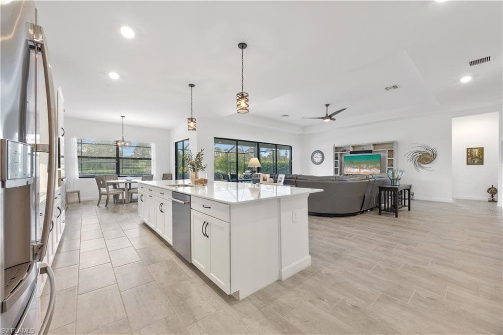 13991 Binghampton DR-19