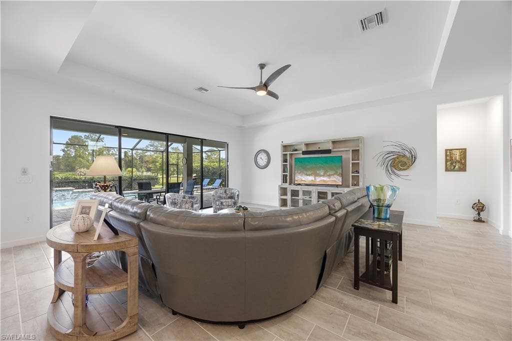 13991 Binghampton DR-4