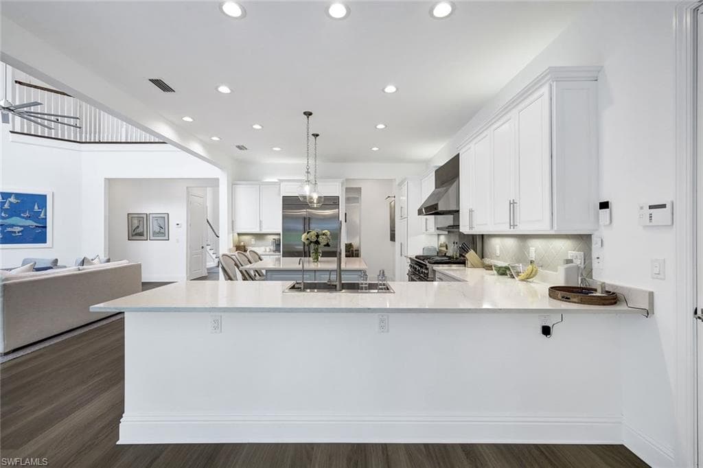 1427 Hemingway PL-13