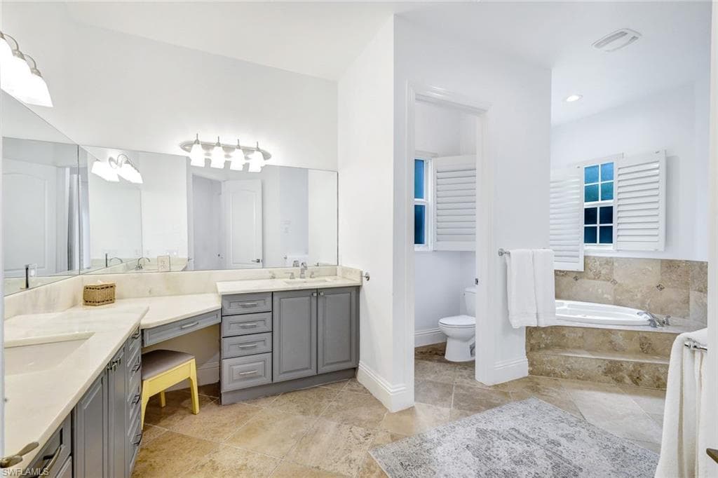 1427 Hemingway PL-20